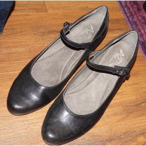 A2 by Aerosoles Mary Jane Black Heels